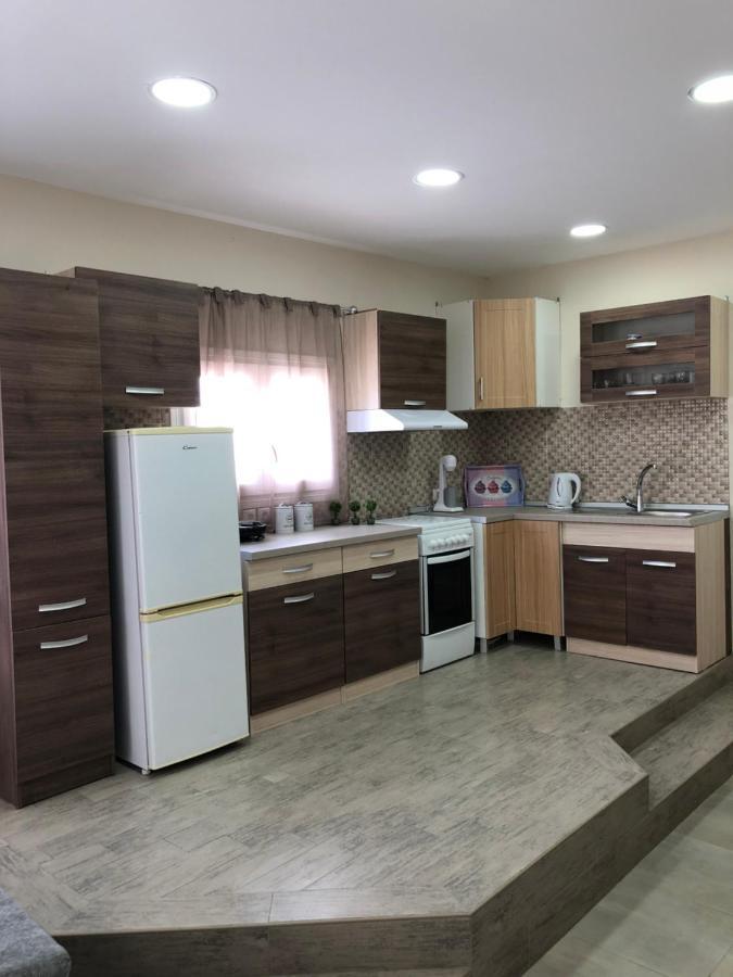 Konstantinos Apartments Parikia  Exterior photo